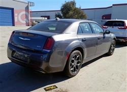 کرایسلەر 300